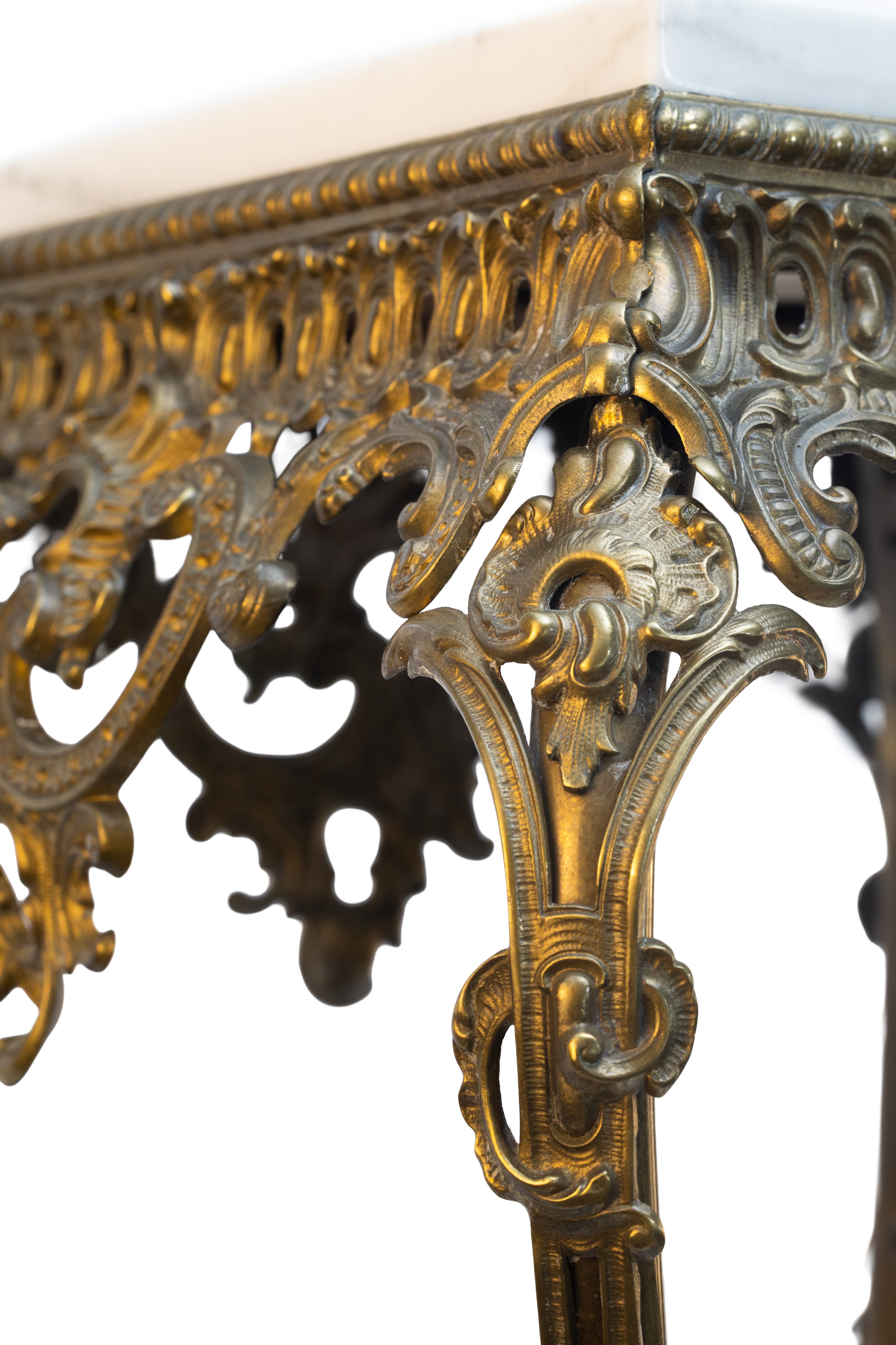ANTIQUE BRONZE PEDESTAL